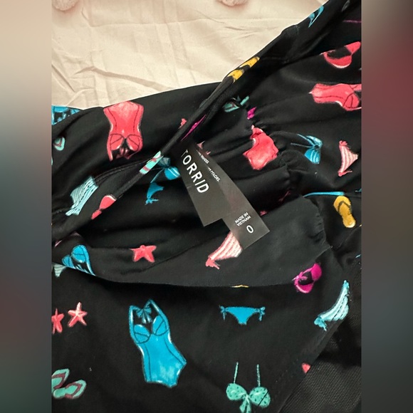 Torrid Swimsuit Black PatternBottoms size 0 NWT - Picture 5 of 5